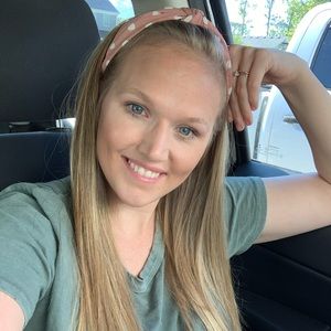 Meet your Posher, Lindsey